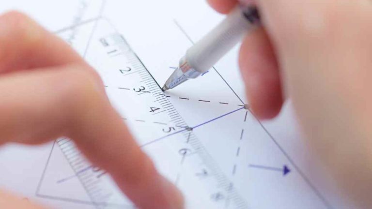 Know your Examiner: How to get top marks in your GCSE or A-Level Maths exams